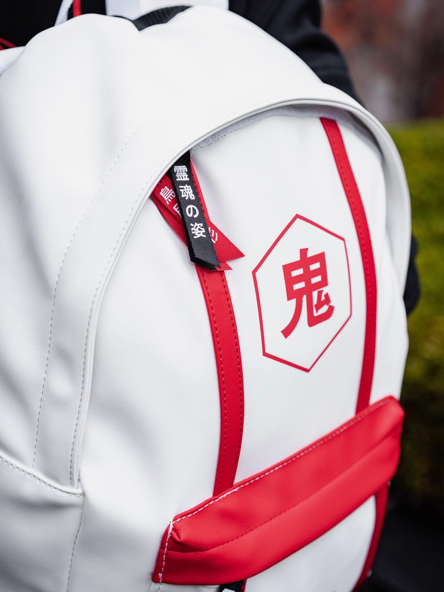 Sac à dos ONI blanc et rouge