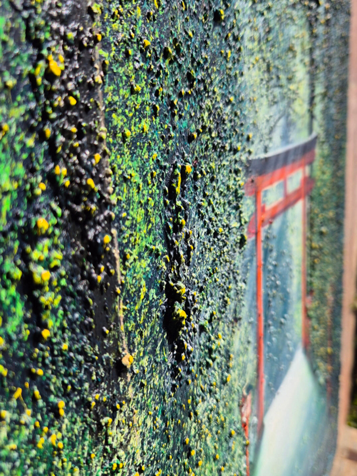 Toile Elika Torii dans la forêt