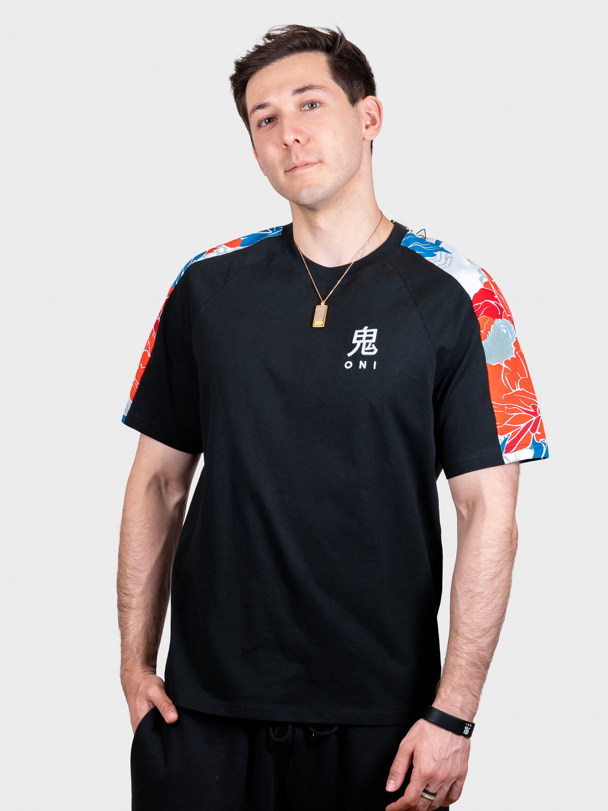 T-Shirt Floral Noir [CONCOURS VOYAGE AU JAPON - 1 PARTICIPATION]