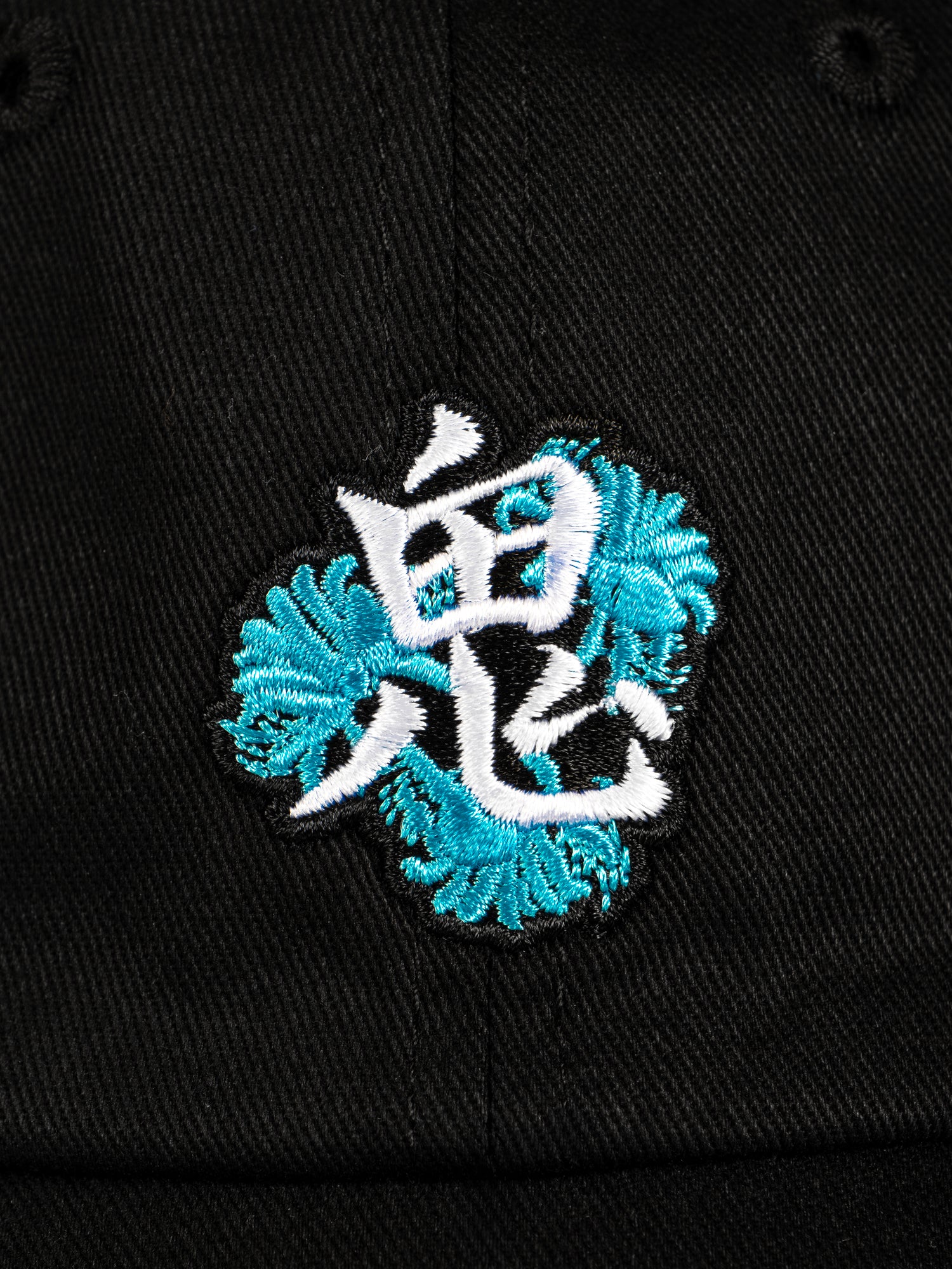 Casquette brodée Lycoris