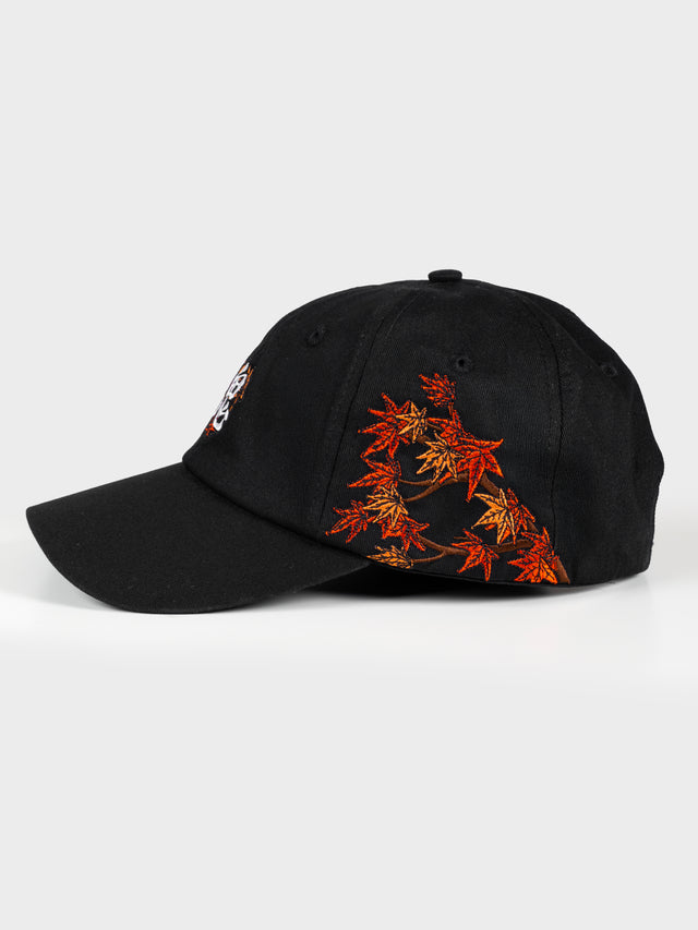 Casquette brodée Momiji