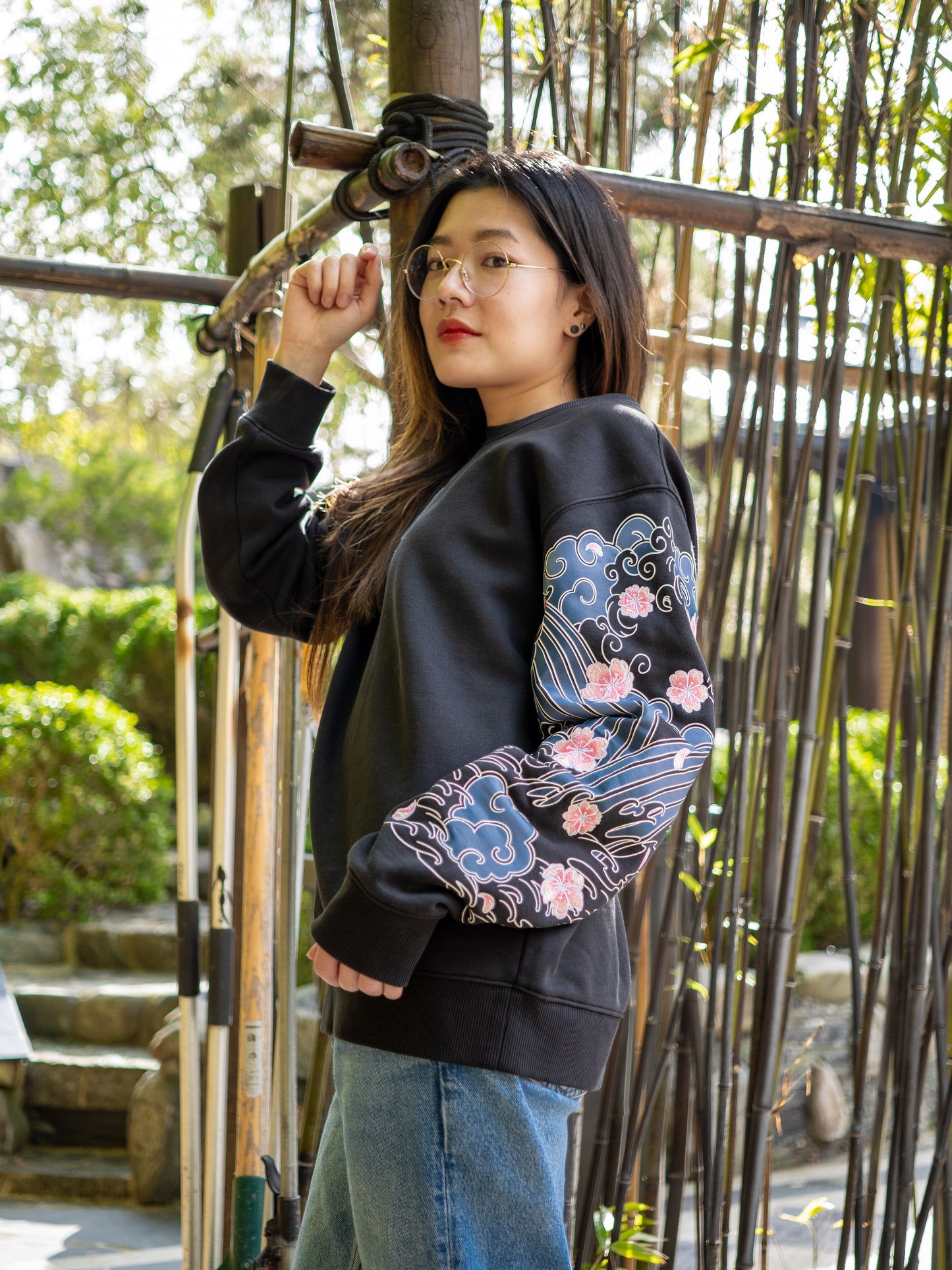 Sweat Noir Sakura [CONCOURS VOYAGE AU JAPON]