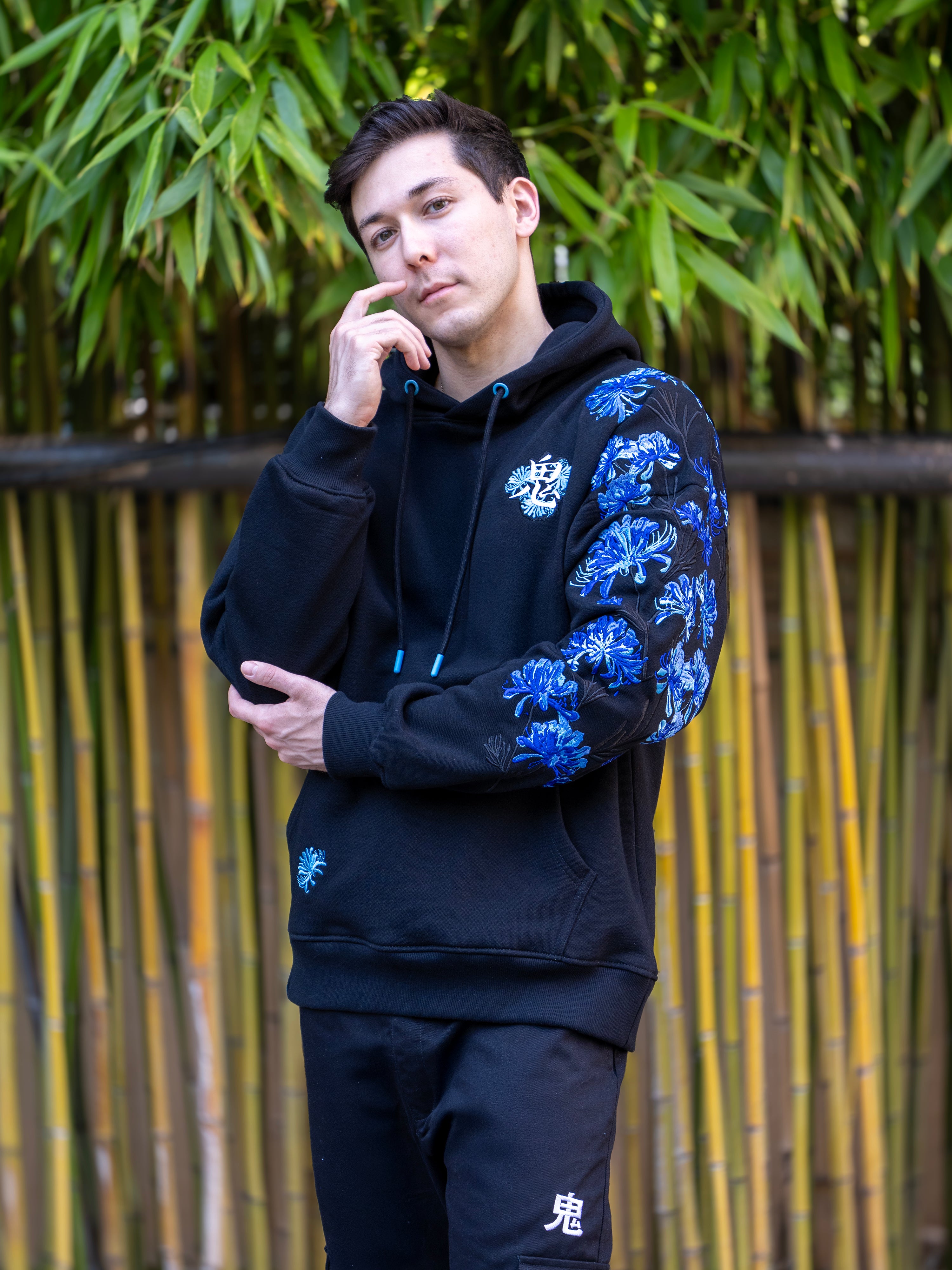 Hoodie Lycoris – ONI